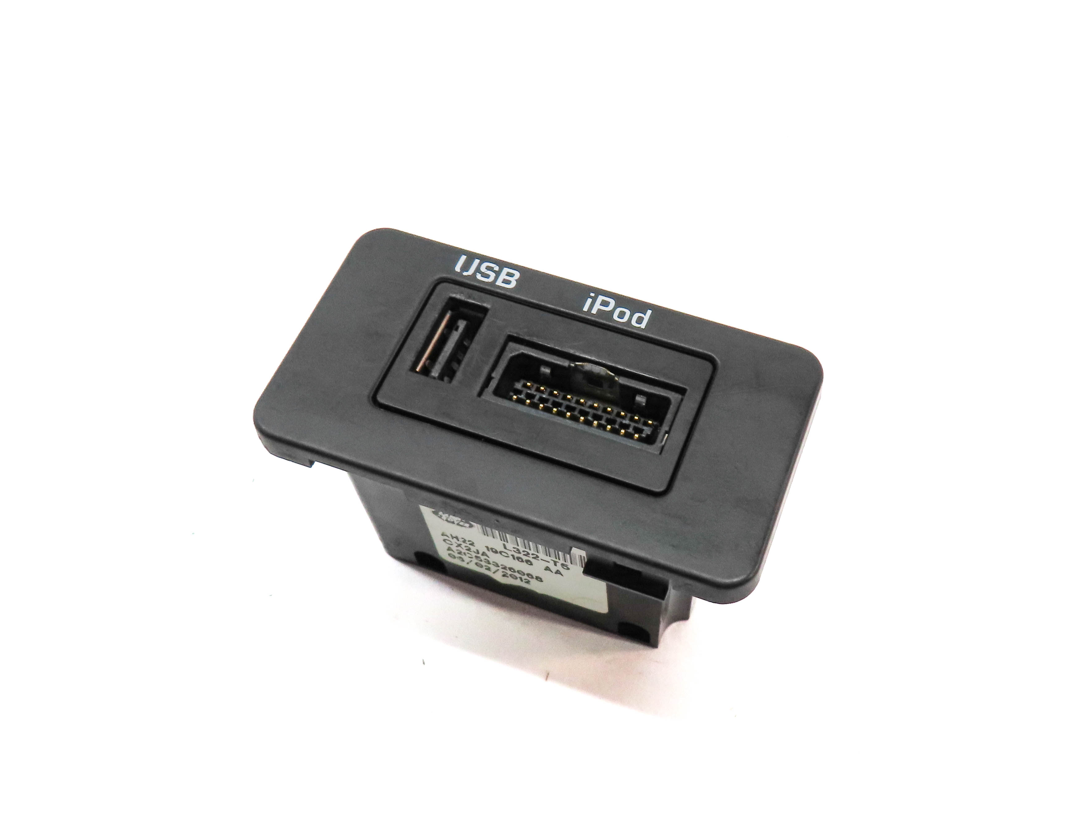 2012 RANGE ROVER (L322) iPOD USB AUXILIARY AUX INPUT JACK PORT PANEL — exact item pictured